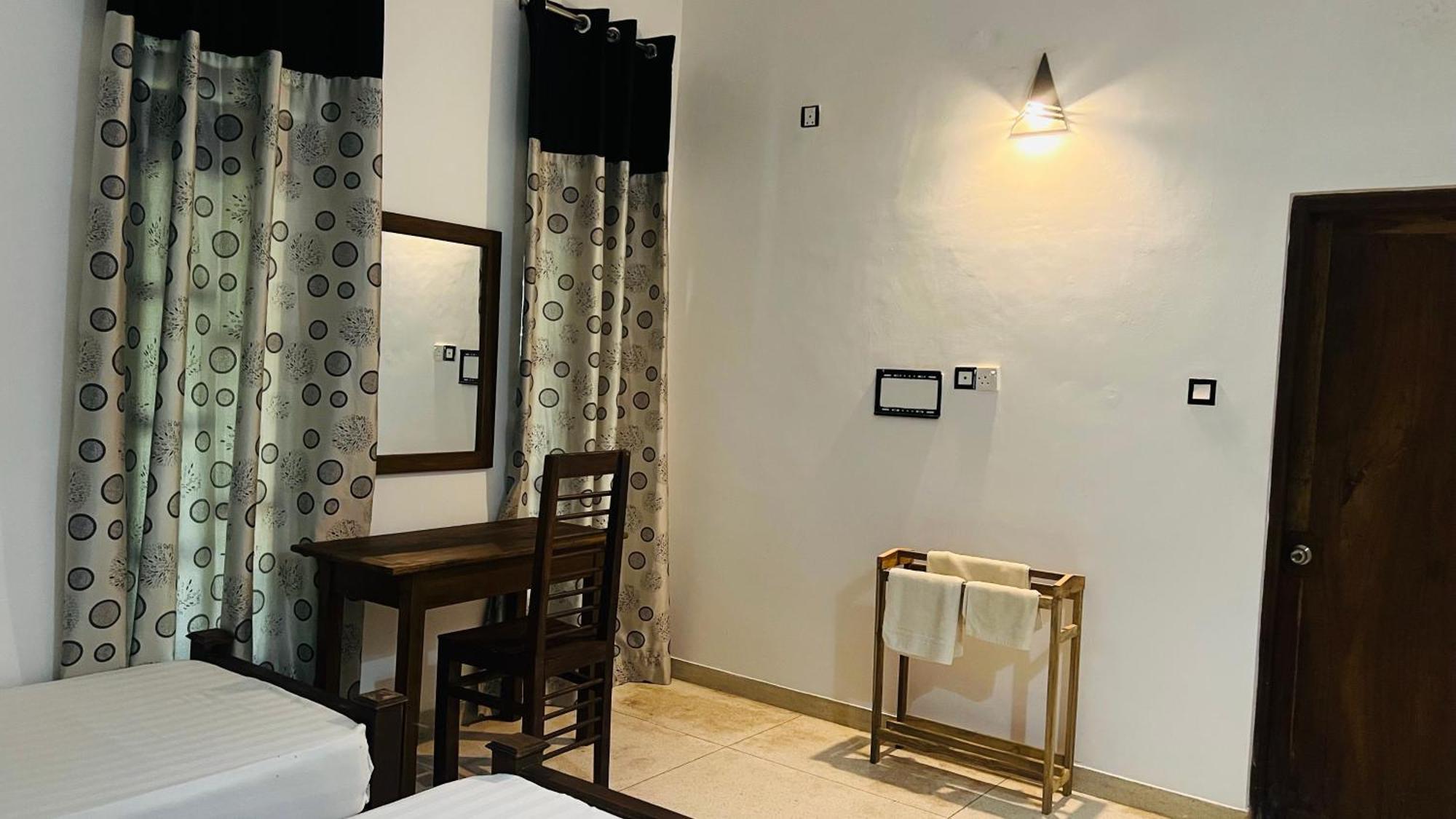 Kingfisher Resort & Retreat Sigirîya Extérieur photo