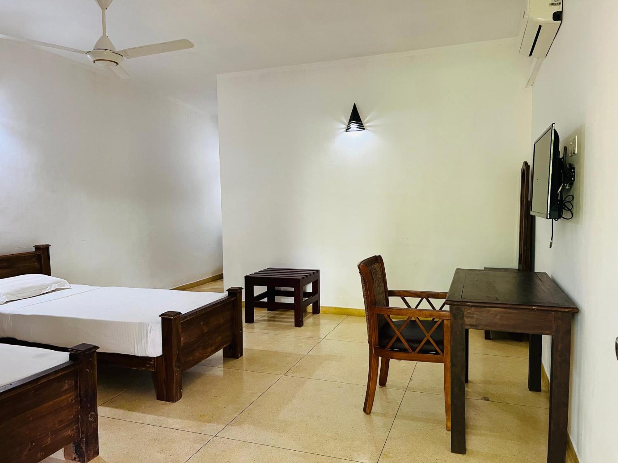 Kingfisher Resort & Retreat Sigirîya Extérieur photo