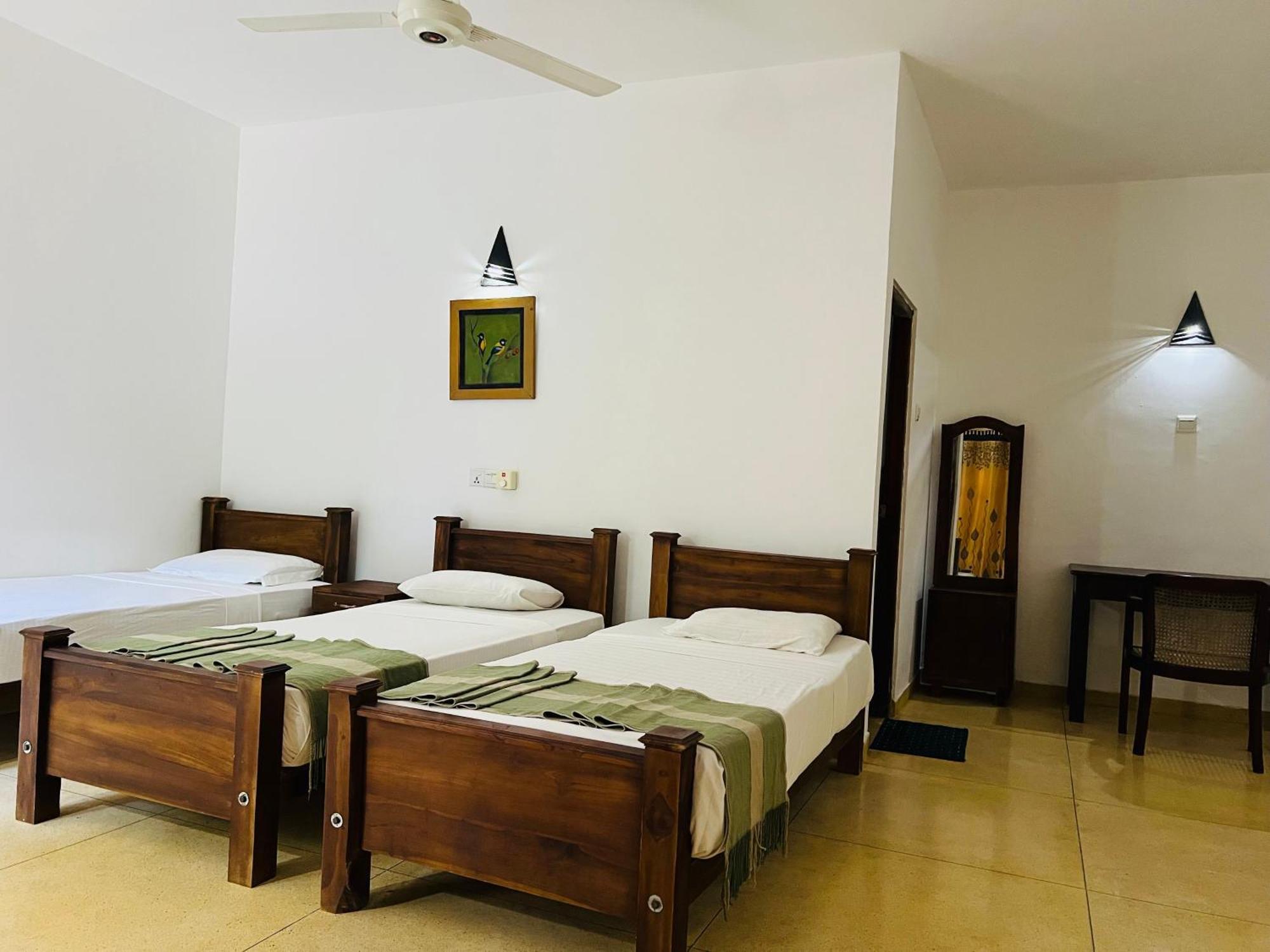 Kingfisher Resort & Retreat Sigirîya Extérieur photo